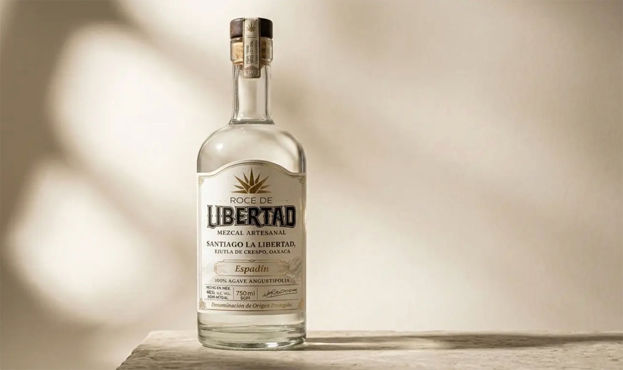 Botella de Roce de Libertad, patrocinador de Mezcalovers Fest